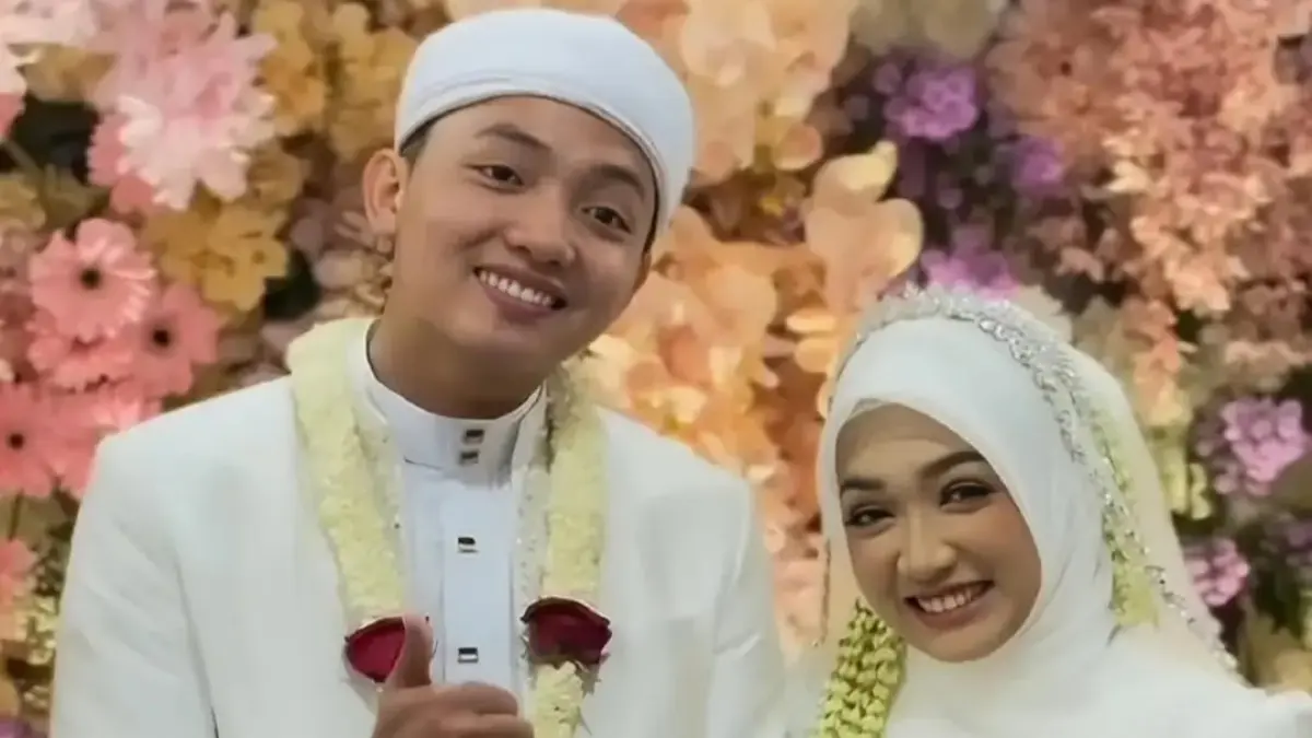 Foto pernikahan Ning Umi Laila dan Gus Anas Hidayatulloh. (IG Pribadi)