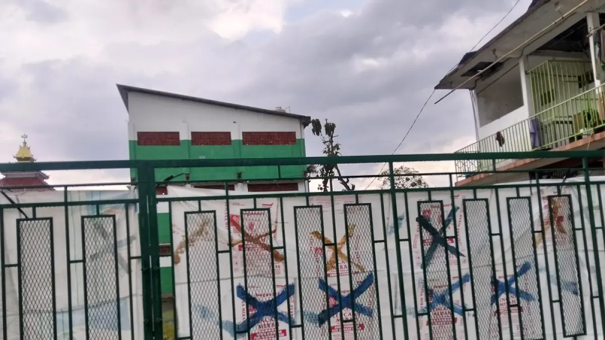 TUTUP: Kondisi salah satu sekolahan/asrama di Yayasan Ndolo Kusumo. (ANDRE FAIDHIL FALAH/RADAR PATI)
