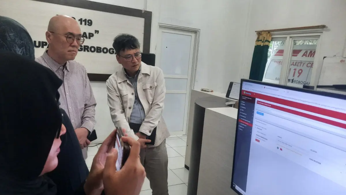 TEKNOLOGI: PT Beomho Teknologi Service asal Korea Selatan saat melakukan kunjungan ke PSC 119 Dinkes Grobogan beberapa waktu lalu.