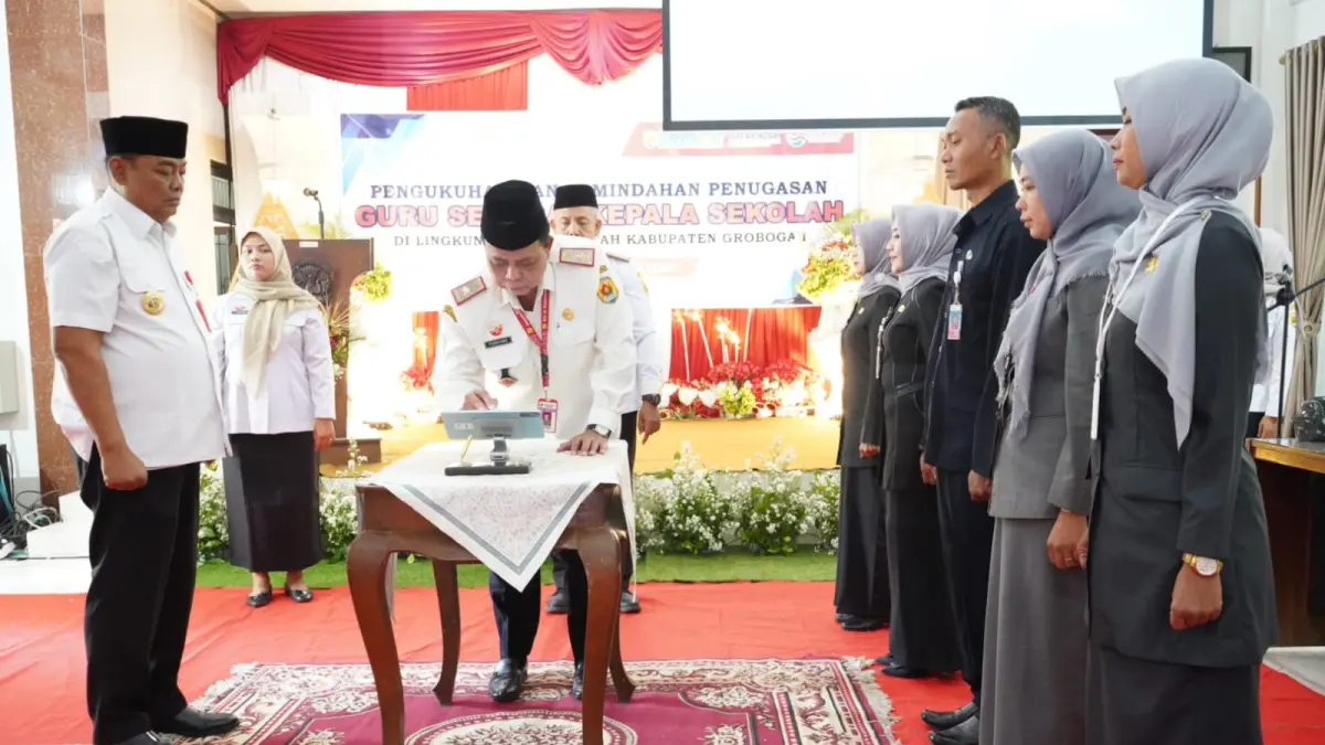 DIKUKUHKAN: Sebanyak 183 guru di Kabupaten Grobogan dikukuhkan menjadi kepala sekolah.