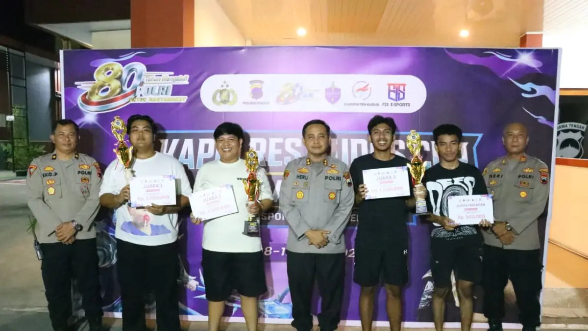 Tim Esport yang menangi Kapolres Kudus Cup bakal mewakili Kapolda Jateng Cup. (GALIH ERL/RADAR PATI)