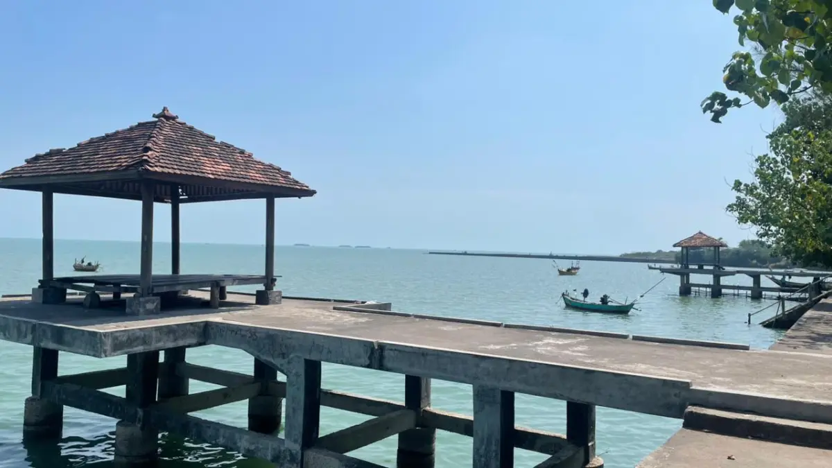 
DIBANGKITKAN: Potret kawasan rest area dan pantai Binangun, Lasem dibidik bangkitkan sektor pariwisata. (WISNU AJI/RADAR PATI)