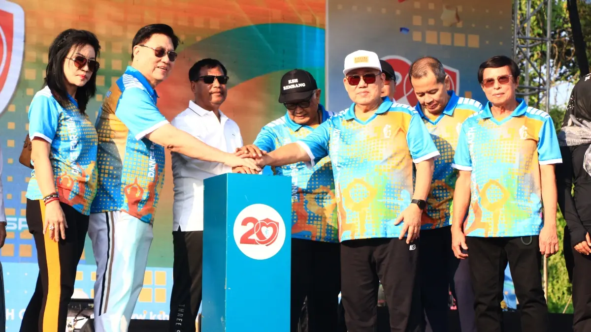 GOBYOS BARENG: Bupati Rembang, Harno dan Wakil Bupati Rembang, Mochamad Hanies Cholil Barro