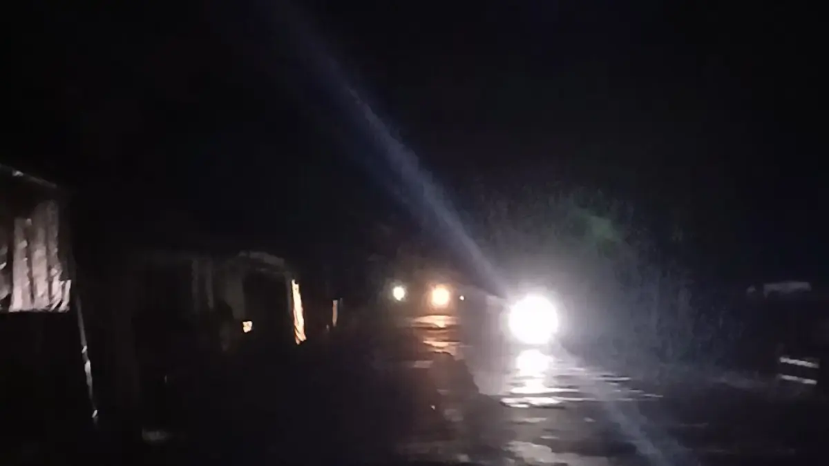 
GELAP: Situasi mati listrik di wilayah Blora beberapa waktu lalu.  (EKO SANTOSO/RADAR PATI)
