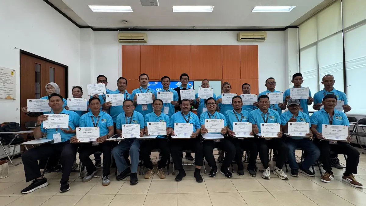 KULIAH: Kepala Desa Grabagan Eko Setyawan saat mengikuti kuliah kilat di UI baru-baru ini.