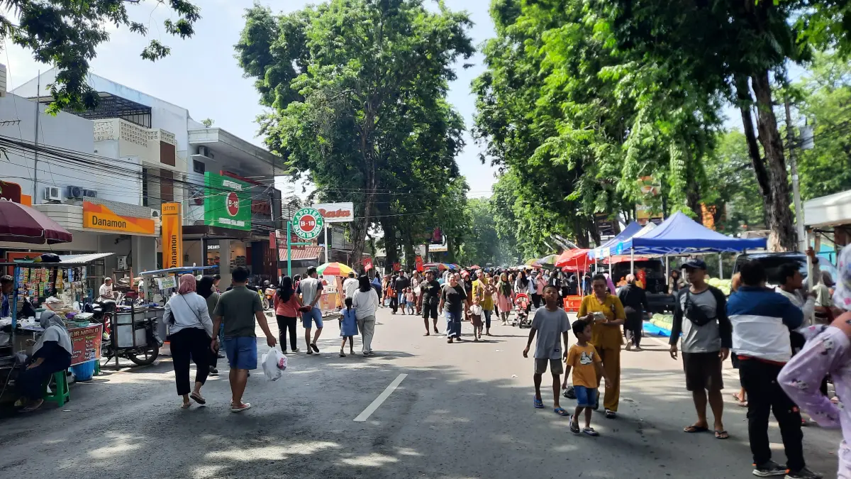 CFD: Situasi CFD Purwodadi di Jalan R Suprapto setiap Minggu.