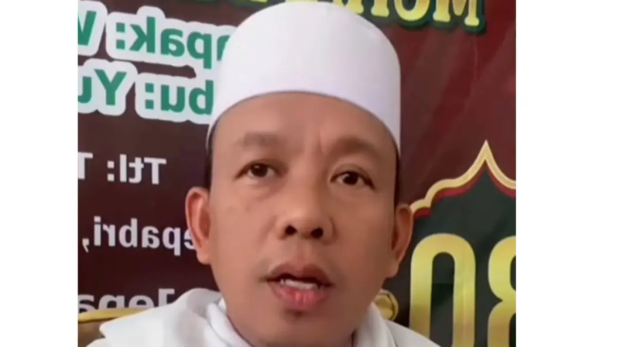 Pengasuh YP3 Al Husna Internasional Mayong, Jepara, Akhmad Mundoffar, menyerukan penolakan keras terhadap program Makan Bergizi Gratis (MBG). (Fikri T/RADAR PATI)

&nbsp;
