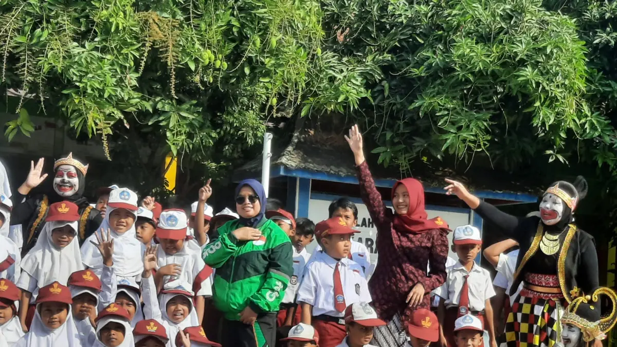 
TOTALITAS: Suguhkan drama Punomawan MPLS SD 5 Karangbener Kudus. (INDAH SUSANTI/RADAR PATI)
