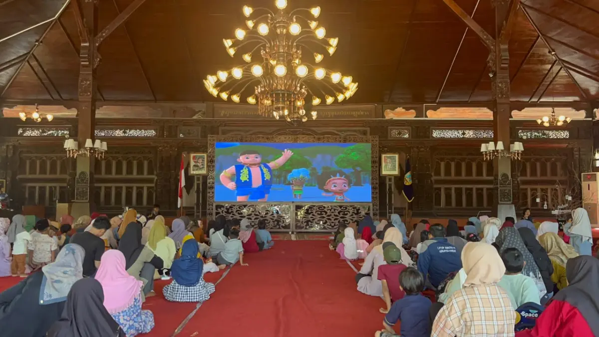 
MERIAH: Murid SD kumpul di Pendapa Kudus peringati puncak HAN 2026. (DINAS KOMINFO UNTUK RADAR PATI)
