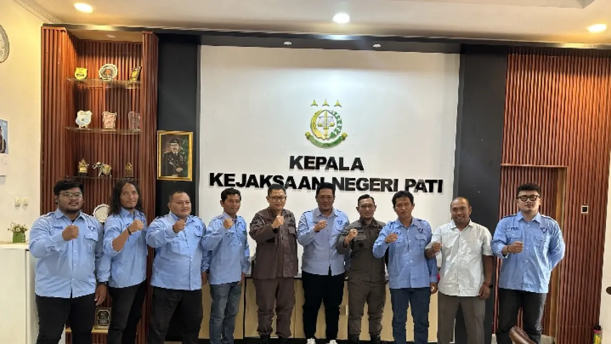 ANDRE FAIDHIL FALAH/RADAR KUDUS 
SINERGI: Kejaksaan Negeri Pati menggandeng PSSI Pati mengadakan even di Kantor Kejari Pati belum lama ini. 