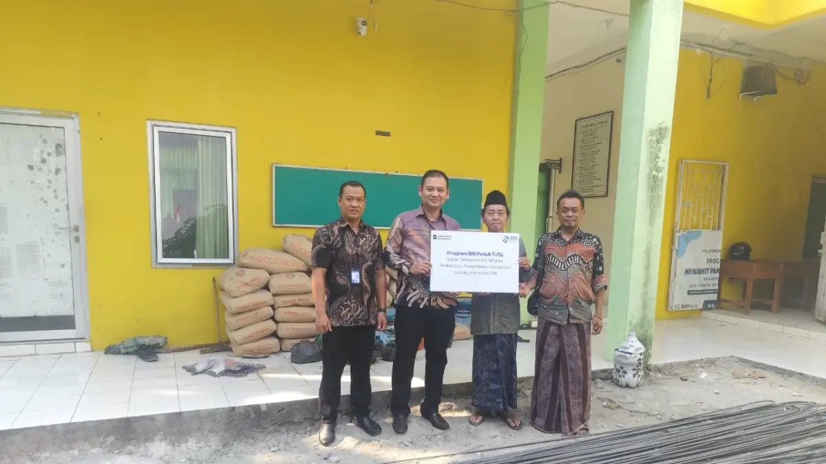 BRI Pati menyalurkan CSR.