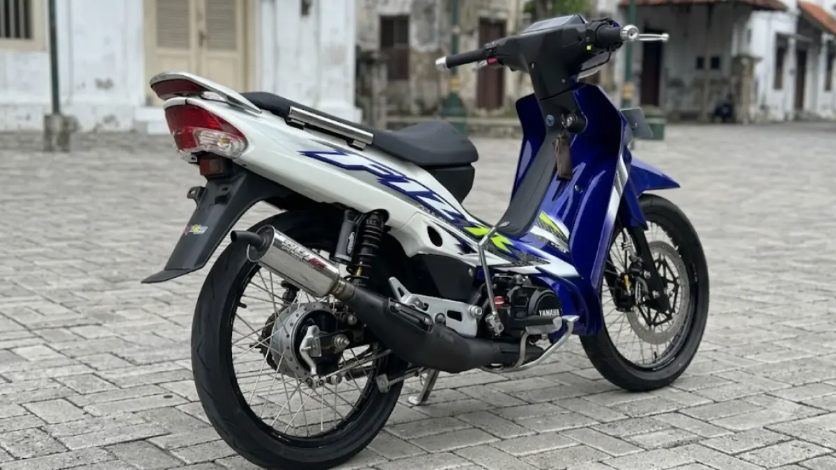 Ilustrasi motor Fiz R. (Gemini AI)