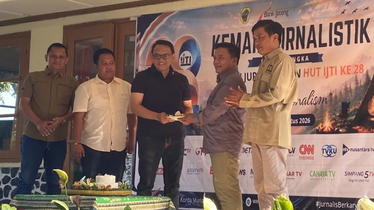Plt Bupati Pati Risma Ardhi Chandra saat menghadiri kemah jurnalistik IJTI Muria Raya di Agro Jollong Pati.