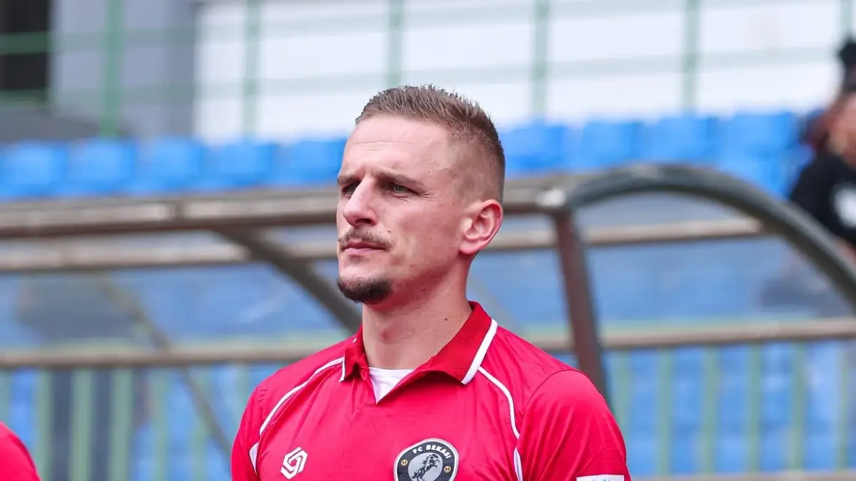 Bek tengah asal Kirgiztan Misha Kalugin dikabarkan merapat ke tim Persiku Kudus. 