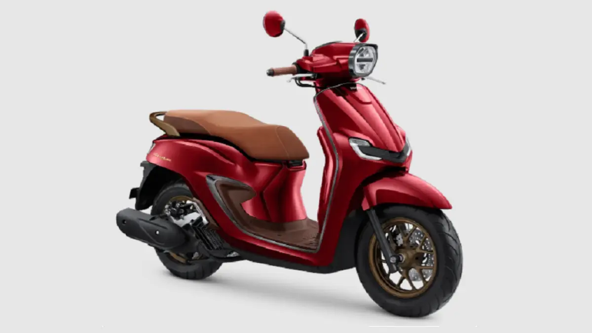Honda Stylo ABS Special Burgundy. (AHM)