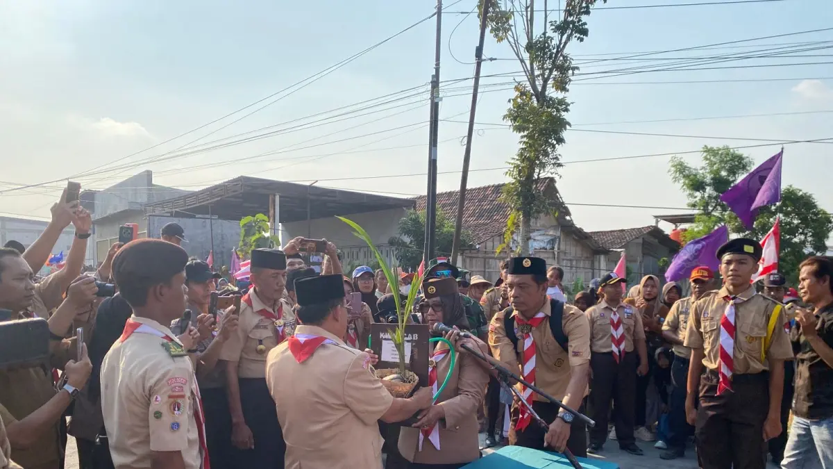PRAMUKA: Estafet Tunas Kelapa saat tiba di Kabupaten Grobogan.