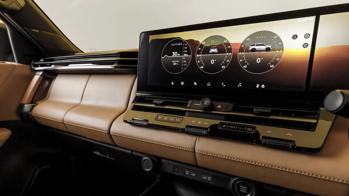 Interior Mistsubishi New Pajero