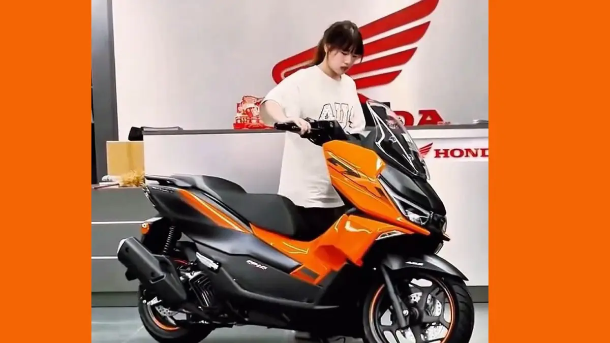 Honda NS150GX. (DOK. Ist)
