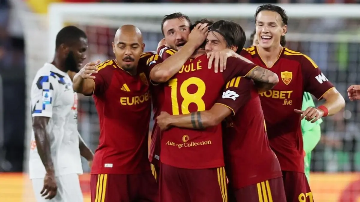 AS Roma menang 2-1 atas Atalanta dalam lanjutan Serie A (Foto: REUTERS/Ciro De Luca)