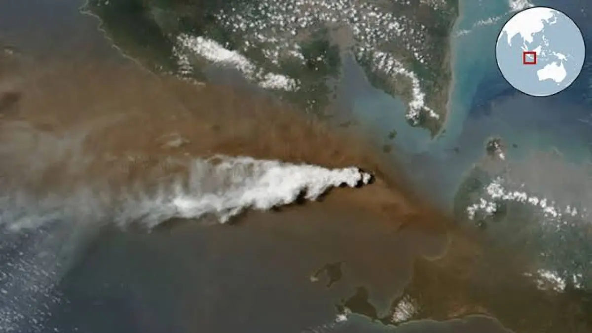 Foto Udara Gunung Anak Krakatau