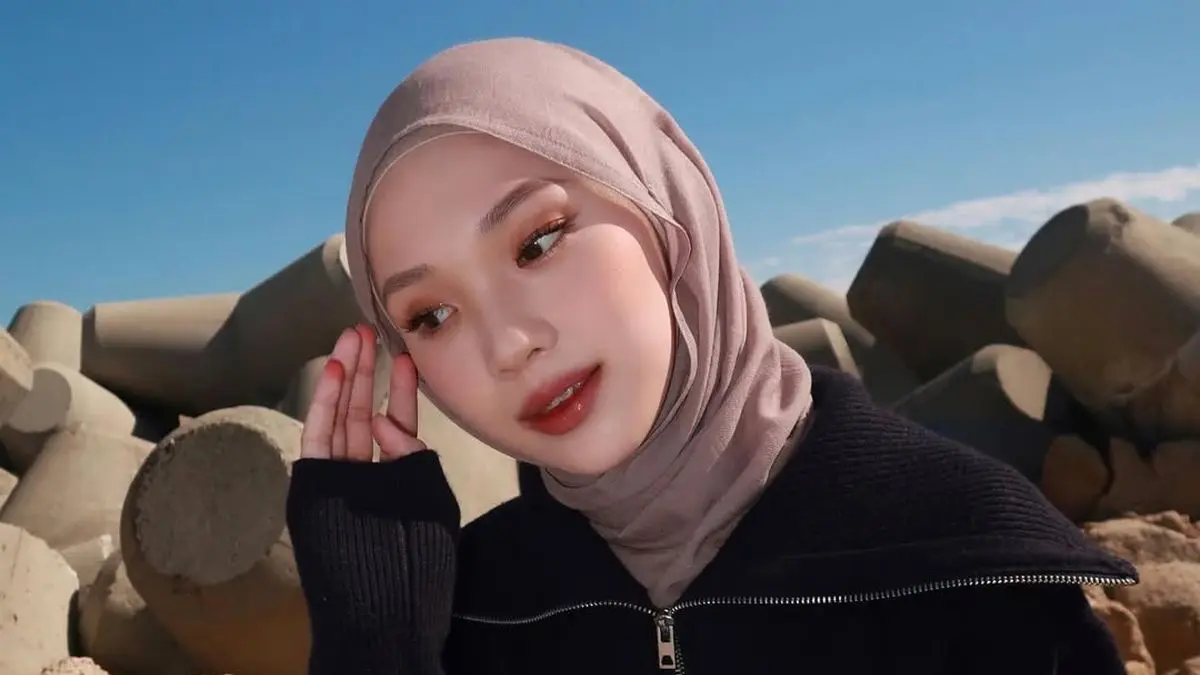 Selebgram Jule ditangkap polisi karena vape etomidate (narkoba). (IG @juliaprt7)