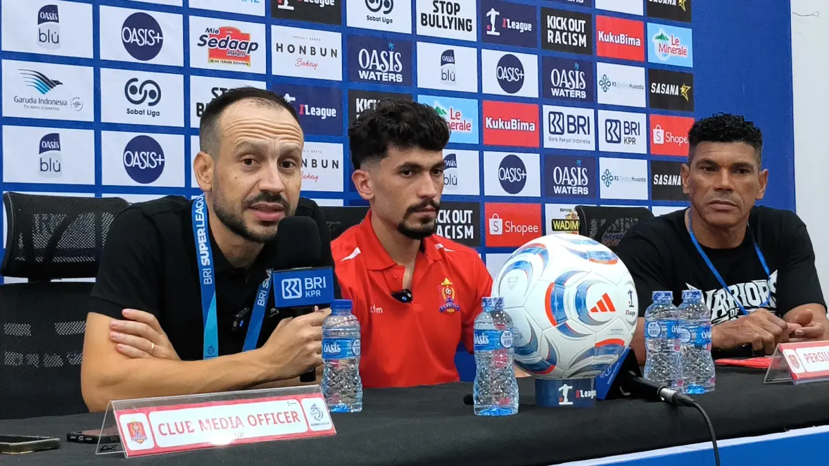 Head coach Persijap Jepara Mario Lemos menyinggung masalah kesalahan yang seharusnya tidak dilakukan saat menghadapi tim sekelas Persib Bandung. (ACHMAD ULIL ALBAB/RADAR KUDUS)