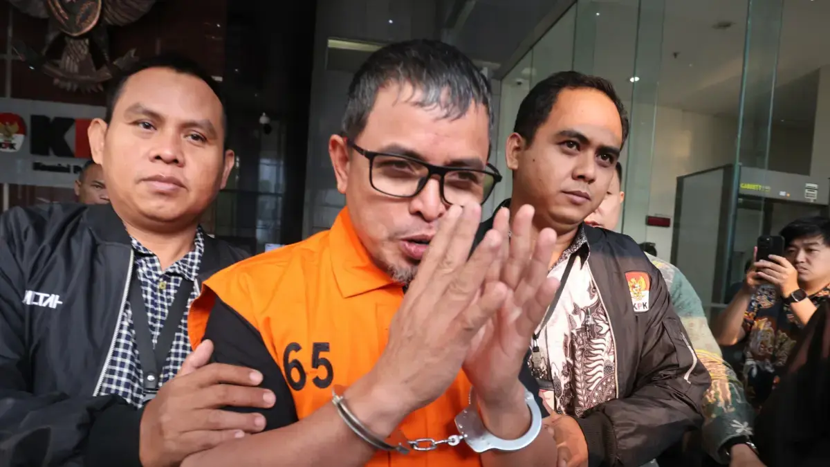 Bupati Bolaang Mongondow Utara, Sirajudin Lasena resmi di tahan usai terjaring OTT KPK, Jakarta, Selasa (22/9/2026). (Dery Ridwansah/ JawaPos.com)