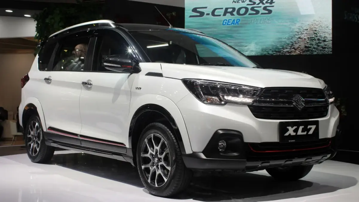 Suzuki XL7 Hybrid New Alpha. (Suzuki)