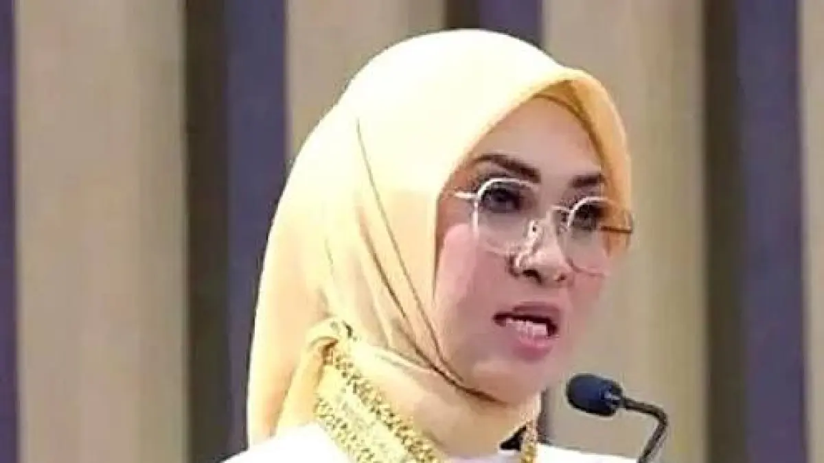 Sitti Husniah Talenrang