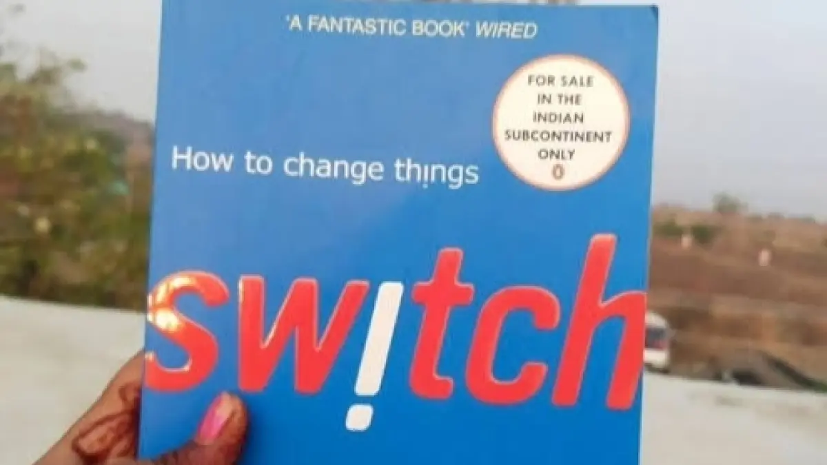 Buku Switch: How to Change Things When Change Is Hard karya Chip Heath dan Dan Heath diterbitkan pertama kali dalam bahasa Inggris pada 16 Februari 2010 oleh penerbit Crown Business dan diterjemahkan menyusul setelah kesuksesan edisi globalnya pada awal dekade 2010-an
