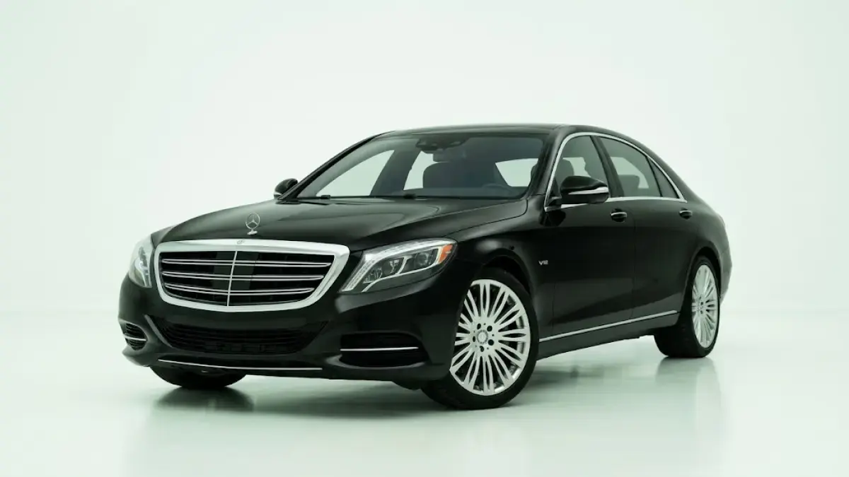 Mercedez Maybach Pullman Guard. (Mercedez)