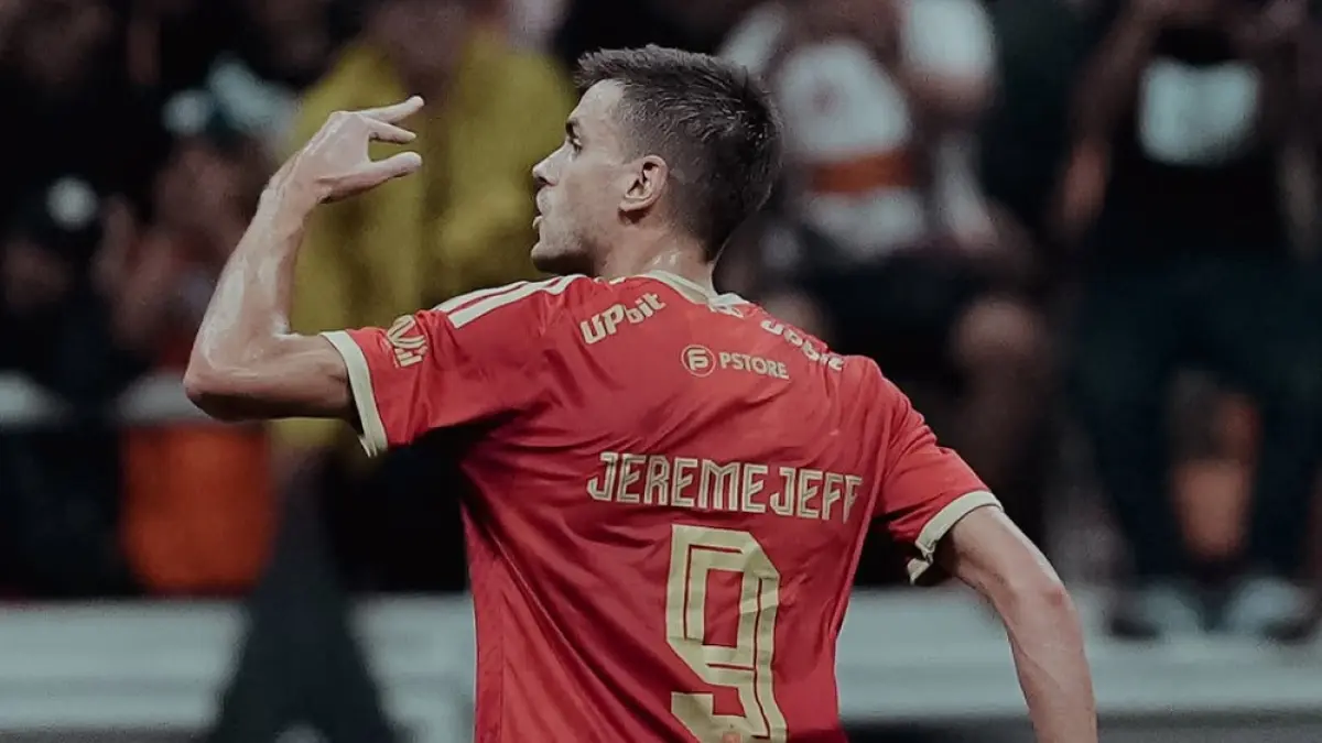 Striker Persija Jakarta Alexander Jeremejeff. (Persija)