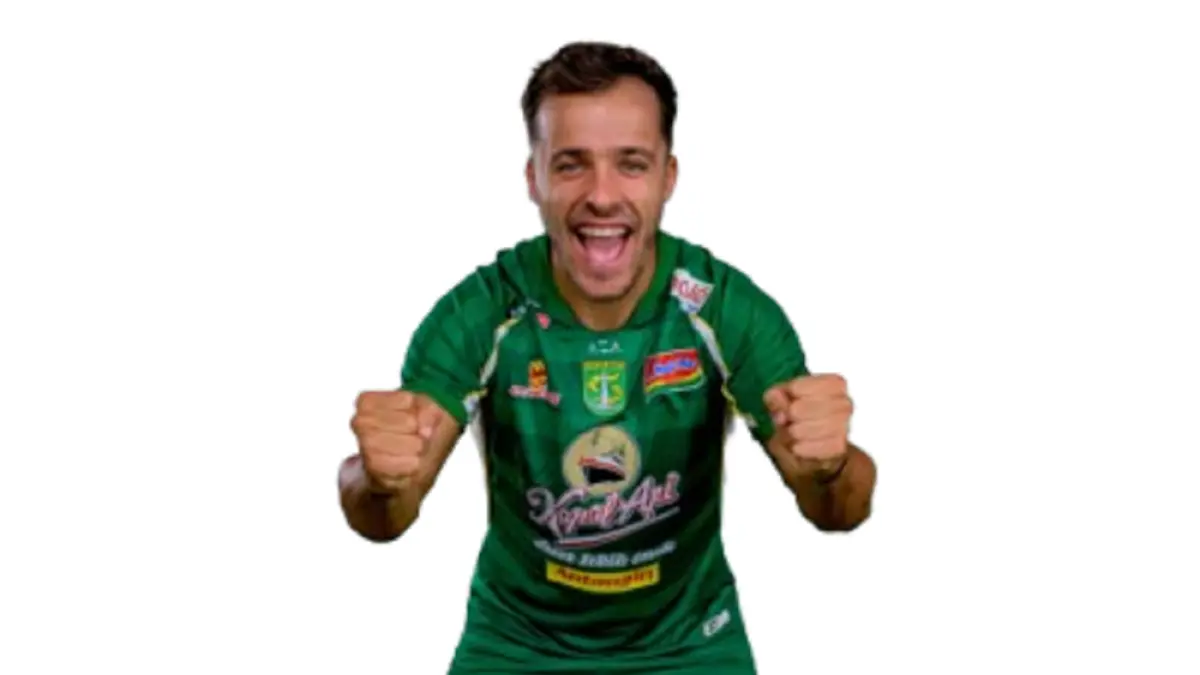 Miguel Pereira mencetak gol ke gawang PSS Sleman. (Persebaya)