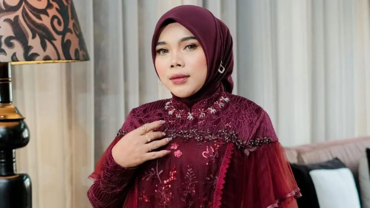 (Dwi Nurhasanah)