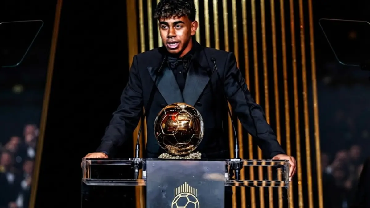 Bukan Harry Kane? Lamine Yamal Disebut Lebih Layak Rebut Ballon d’Or 2026!