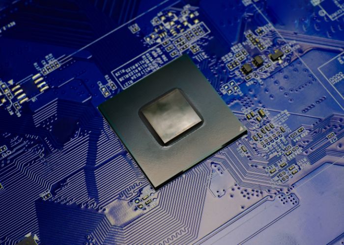 Ilustrasi Chipset Mediatek Helo G85 vs Unisoc T606