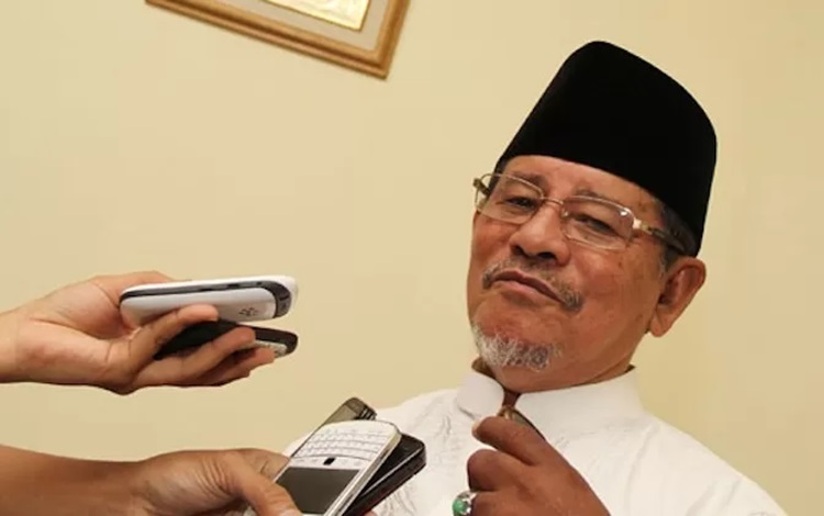 Gubernur Malut KH Abdul Gani Kasuba (Dok.JawaPos.com)