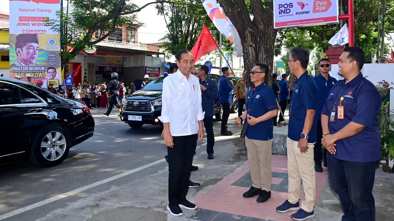 Presiden menyampaikan bahwa BLT El Nino tersebut diberikan untuk meningkatkan daya beli masyarakat karena kenaikan harga sejumlah kebutuhan pokok. (Biro Setpres Kepresidenan)