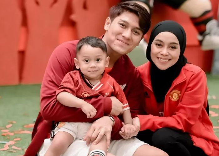 Rizky Billar dan Lesti Kejora, baru saja mengumumkan penggantian nama anak semata wayangnya. Sumber: Instagram lestikejora