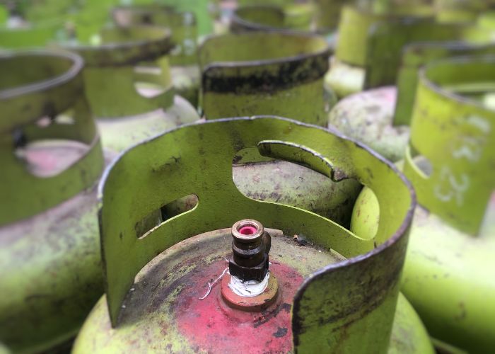 Beli Gas LPG 3 kg Subsidi Wajib Pakai KTP