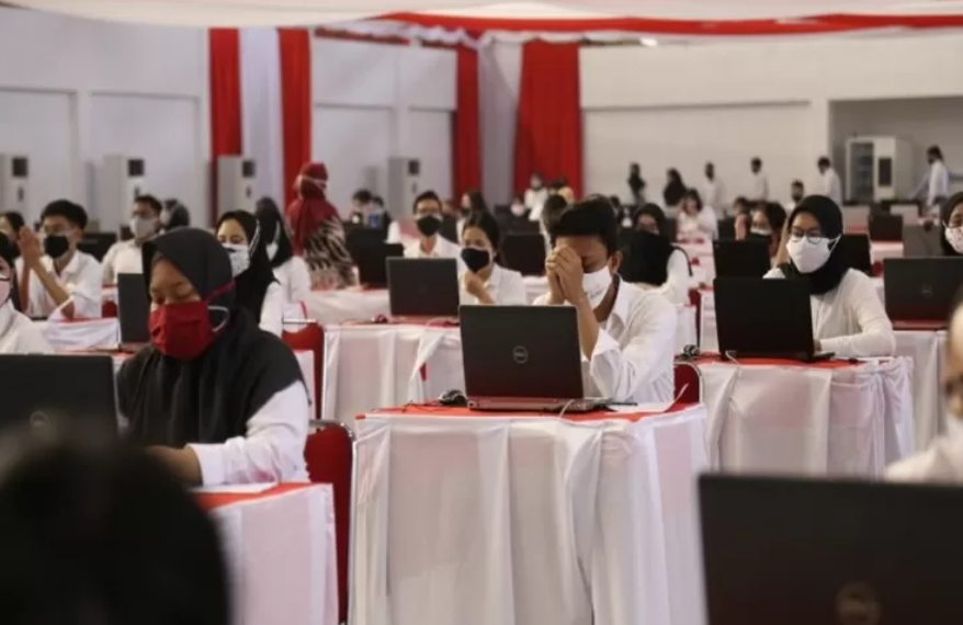 Pemerintah lakukan rekrutmen CPNS yang akan dibuka bulan Maret 2024, berikut batas usia bagi pelamar yang bakal mengikuti seleksi CPNS. (Foto: klikpendidikan.id)