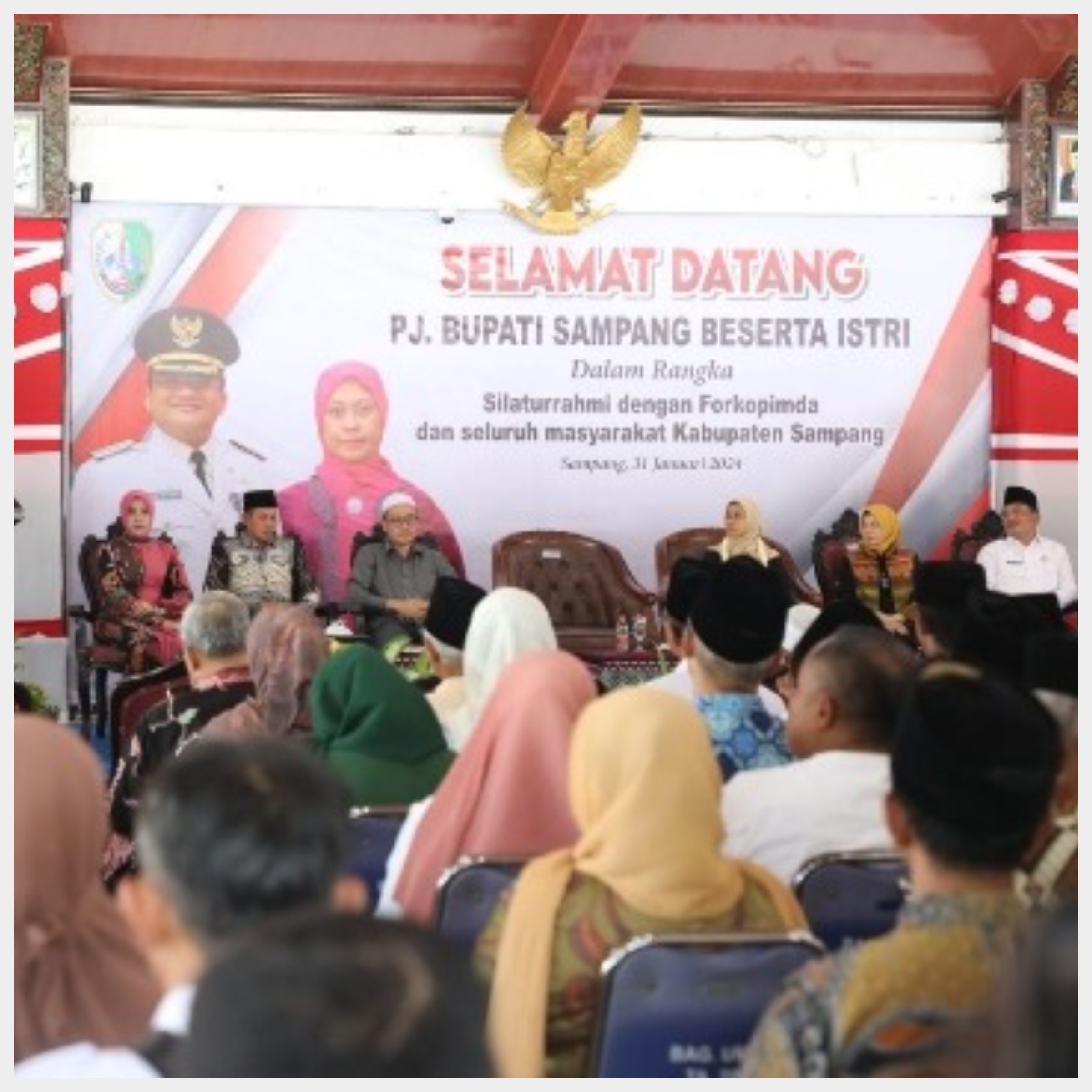 Pj Bupati Sampang saat menggelar silaturahmi dengan stakeholder dan masyarakat. (Foto : sampangkab/Prokopim Pemkab)