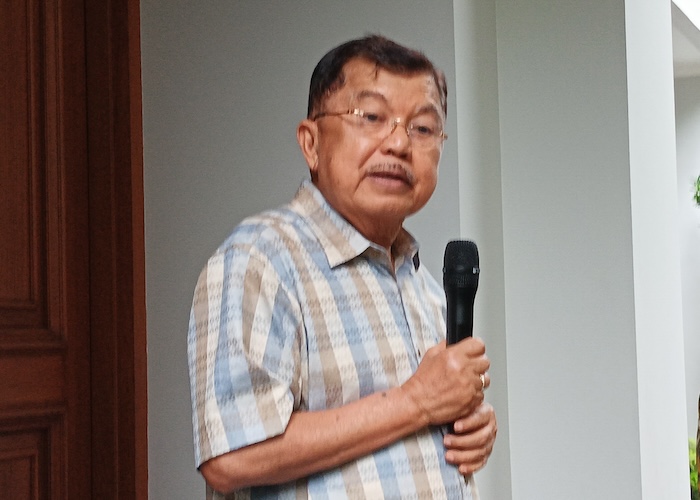 Mantan Wakil Presiden Jusuf Kalla (JK) memandang positif laporan terhadap calon presiden nomor urut 1 Anies Baswedan ke Badan Pengawas Pemilu (Bawaslu). (Istimewa)