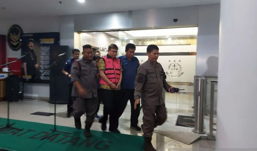 Jampidsus Kejaksaan Agung menetapkan satu lagi tersangka baru dalam kasus dugaan tindak pidana korupsi penyalahgunaan kewenangan. (Foto: ANTARA.COM)