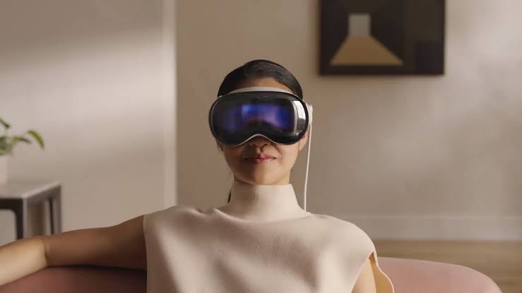 Ilustrasi: Headset VR Apple Vision Pro. (Apple)