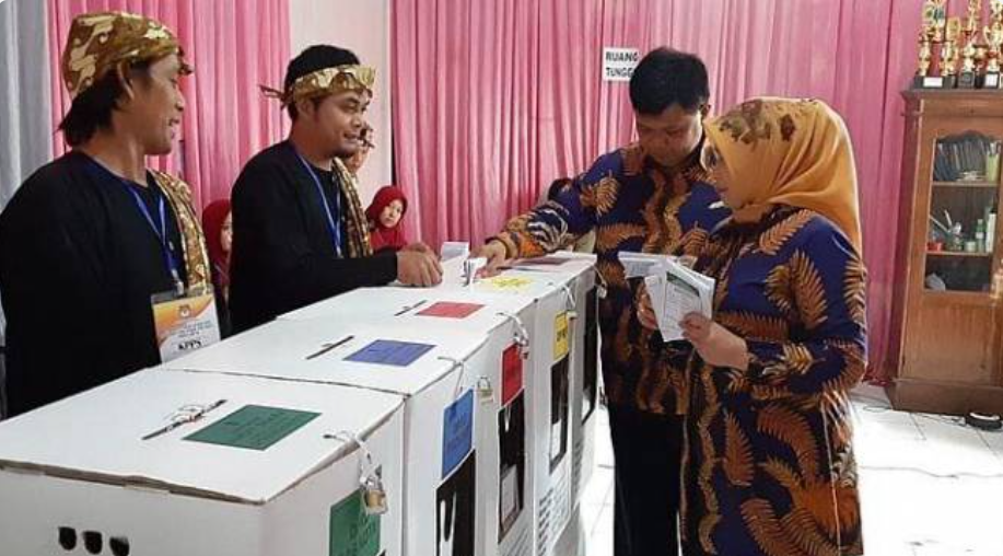 Ilustrasi. Cara cek hasil rekapitulasi Pemilu Legislatif DPRD KabKota 2024 (Foto: Tribunnews)