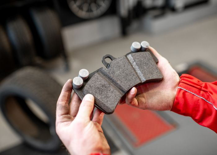 Ilustrasi Rem Kampas Mobil Asbestos dan Non-Asbestos