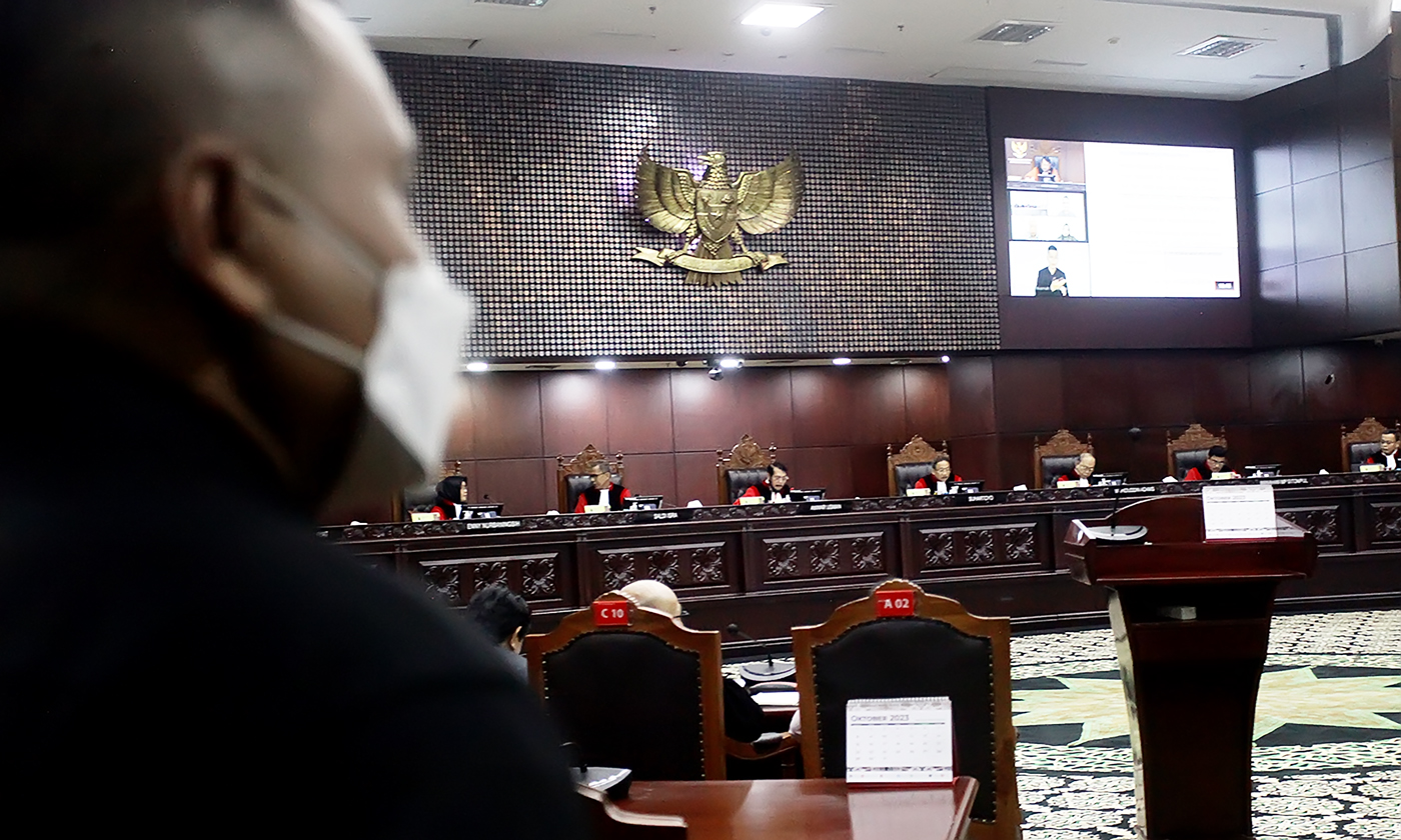 Suasana dalam sidang di Gedung MK, Jalan Medan Merdeka Barat, Gambir, Jakarta Pusat, Senin (15/10/2023). (DERY RIDWANSAH/ JAWAPOS.COM)