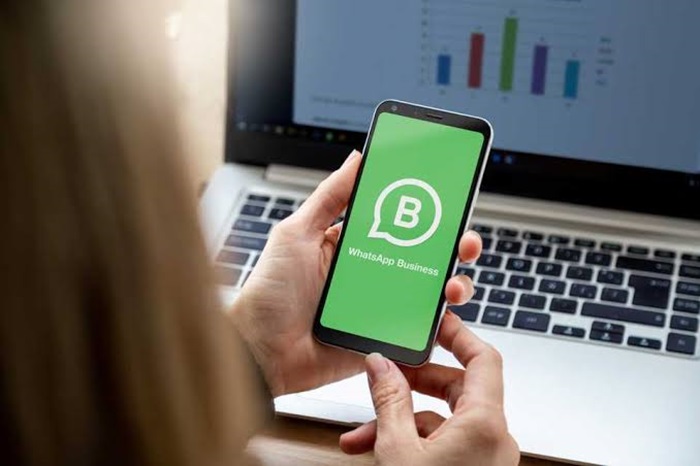 WhatsApp Business. (Simply Business)