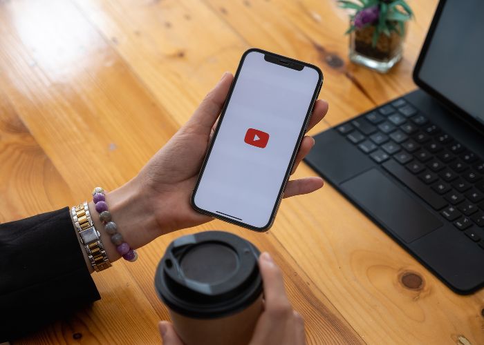Ilustrasi Video Youtube